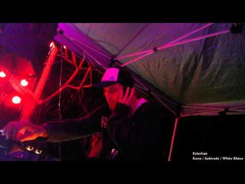 Robohan - Kana Broadcasting / Subtrakt Events / White Rhino Beach Party - 25/01/2014
