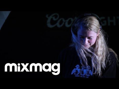 SALLY C early 90s house set in the Lab LDN
