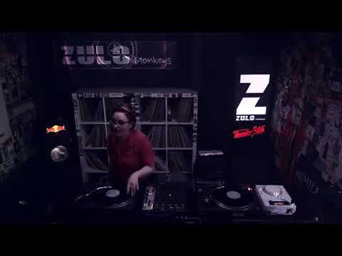 Miss Lieb (Zulo Room)