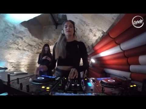 Laura de Greef @ La Grotte on Cercle
