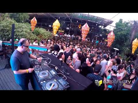 Ignacio Aguirre  (CL) @ SUN DAYS de Mainstage | Teatro Alicia | Santiago, Chile | 5 nov 2017