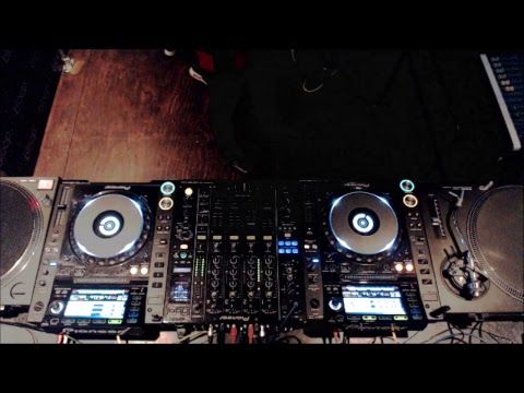 4 4 w/ Daisybelle + Taylor  8-10PM / UK Time.