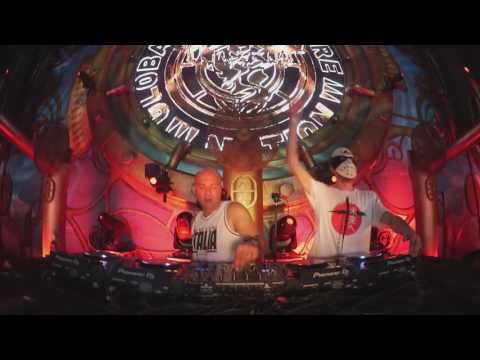 Tomorrowland Belgium 2017 | Arts Of Fighters vs. Stunned Guys