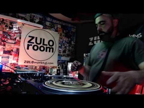 Mèndiz (Zulo Room)