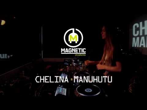 Chelina Manuhutu en Magnetic Plug&Play