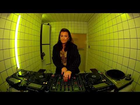 AOIFE | HÖR - Jan 5 / 2023