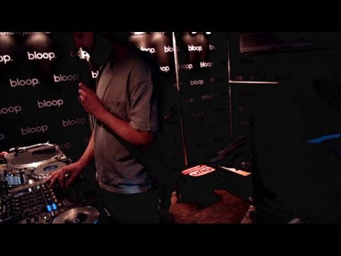 Revolver Radio w/ Dario Dea, 7-8PM / UK Time.