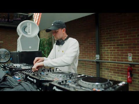 Unglued - Hospitality Park Warm Up - Mix Sessions 003
