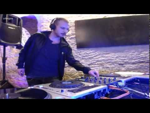 Avan Crop of music Le Mustache  17/02/2015 borgo33