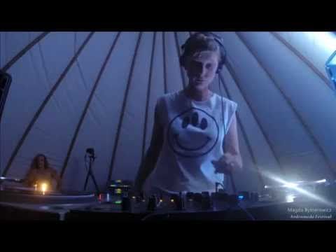 Magda Bytnerowicz (Saturday: 8:00pm-10:00pm) - Andromeda Festival (2014)