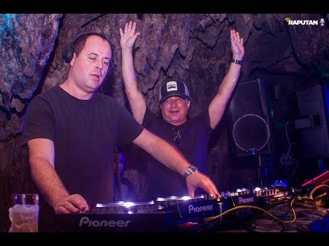 Christian Smith @ The Cave by +Rapután