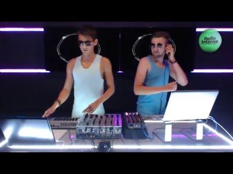 Live @ Radio Intense 12.08.2013 - The Chmil & Vlad N (Guest Mix)