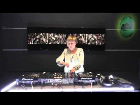 Live @ Radio Intense 24.04.2013 - IRA' (We Love EDM 006)