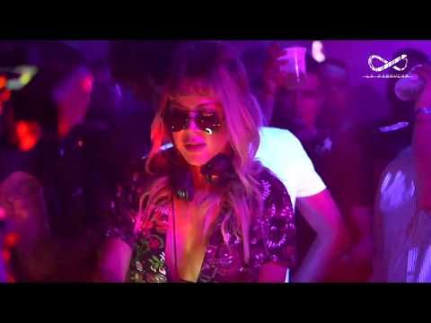 Natalia Paris | Silvafriends Showcase | La Fabrycam