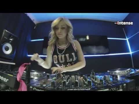Amely - Live @ Radio Intense 20.07.2016