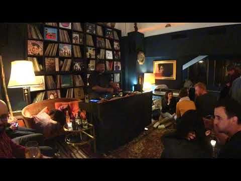 Livingroom Session with Chez Damier