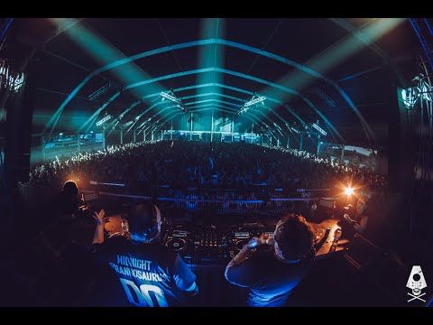 Rampage Open Air 2019 - Midnight Tyrannosaurus b2b Figure