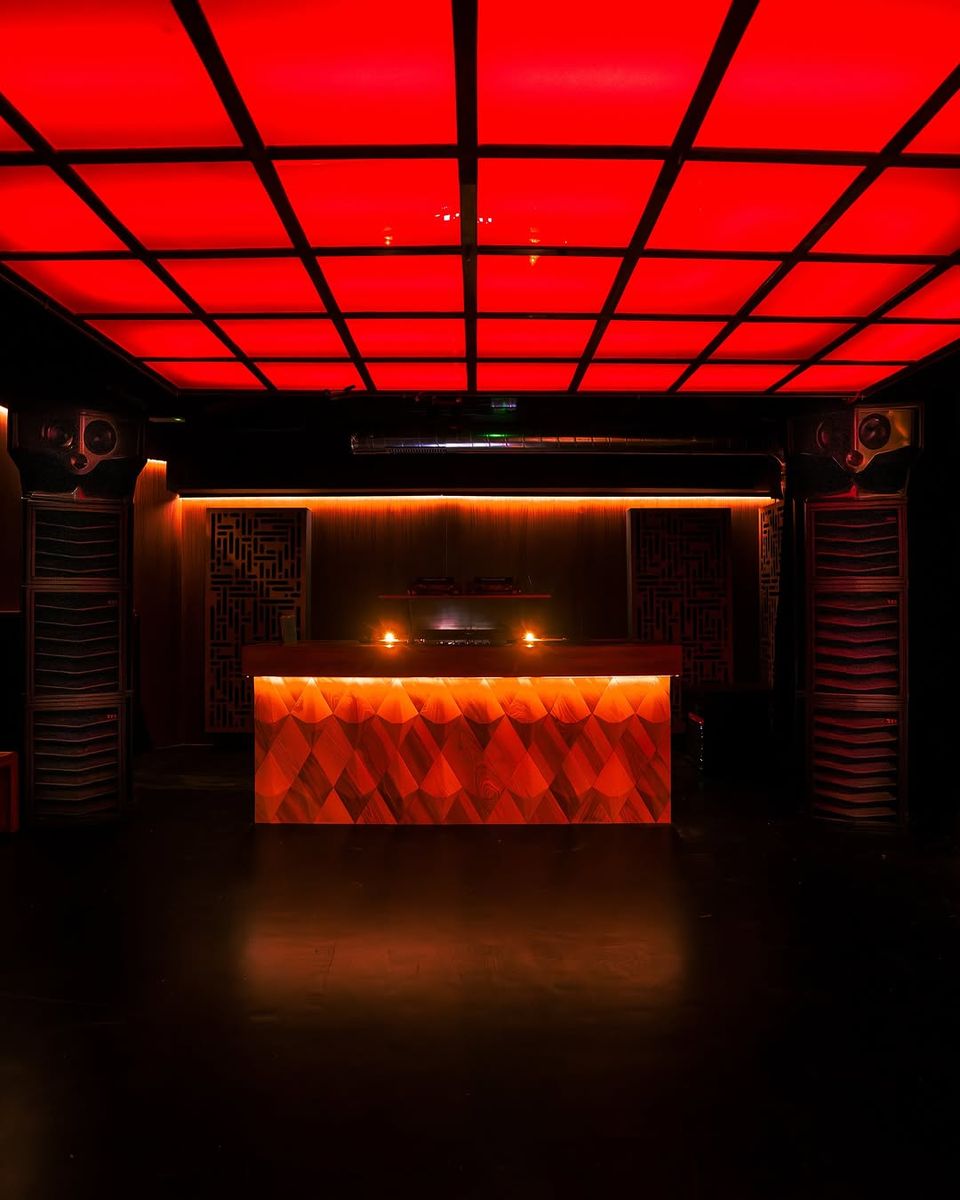 На Ибице откроется новый клуб Tomodachi с политикой «без телефонов на танцполе»